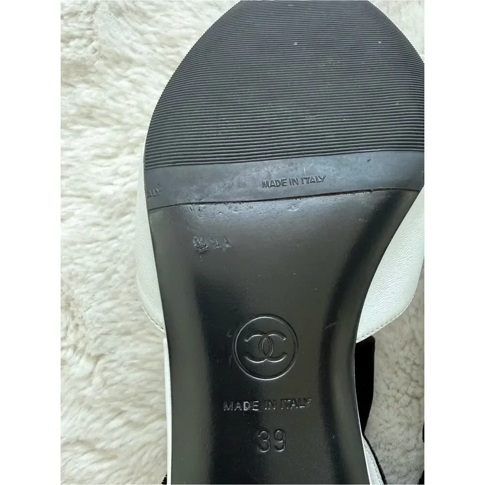 CHANEL white shoes with velvet black bow size 39 EU or 9 US Authentic - Picture 12 of 13